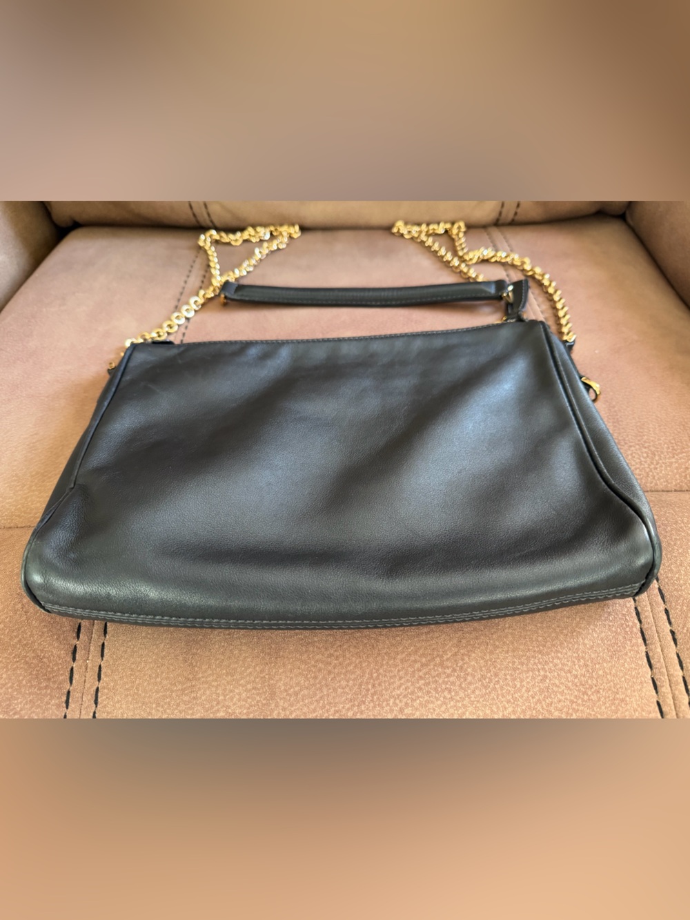 Dolce & Gabbana Black Leather Crossbody with Gold Chain and Plaque - Picture 11 of 15